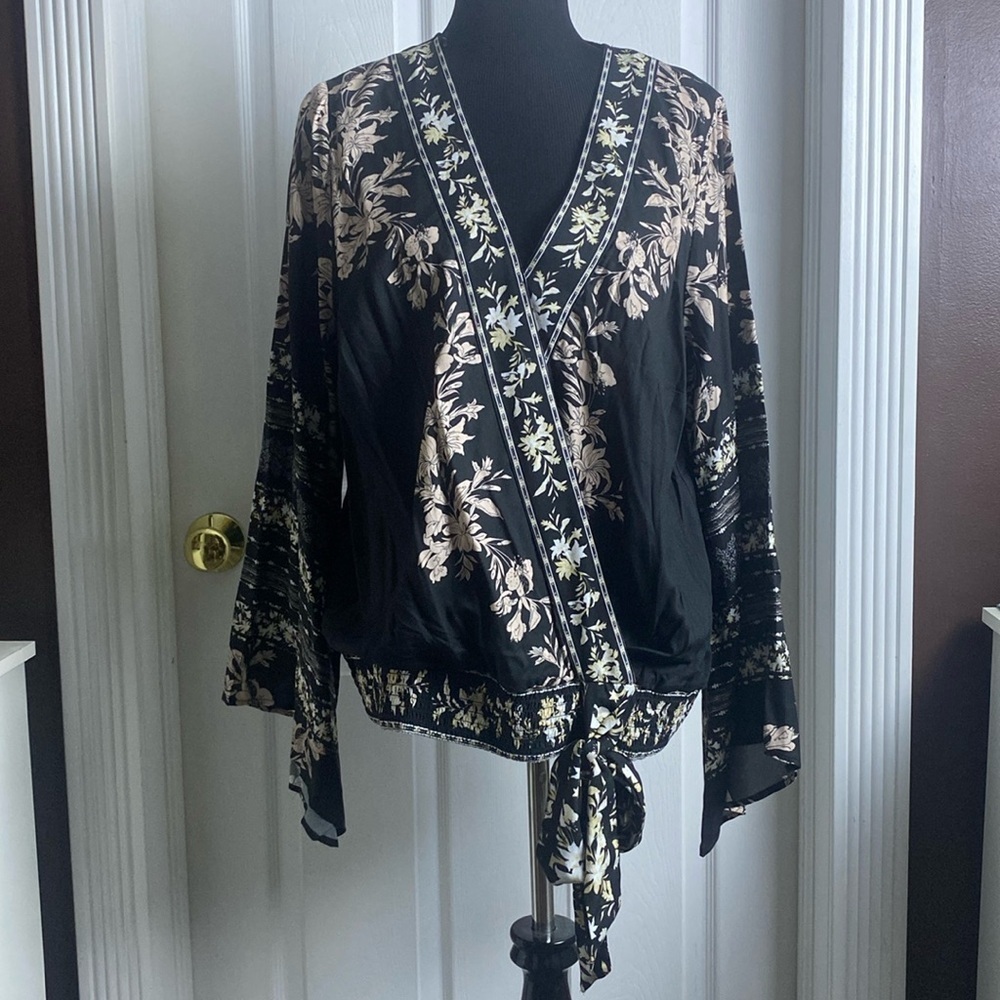 VENUS V-Neck Faux Wrap Top Long Bell Sleeve Elastic Waist Faux Tie NWOT